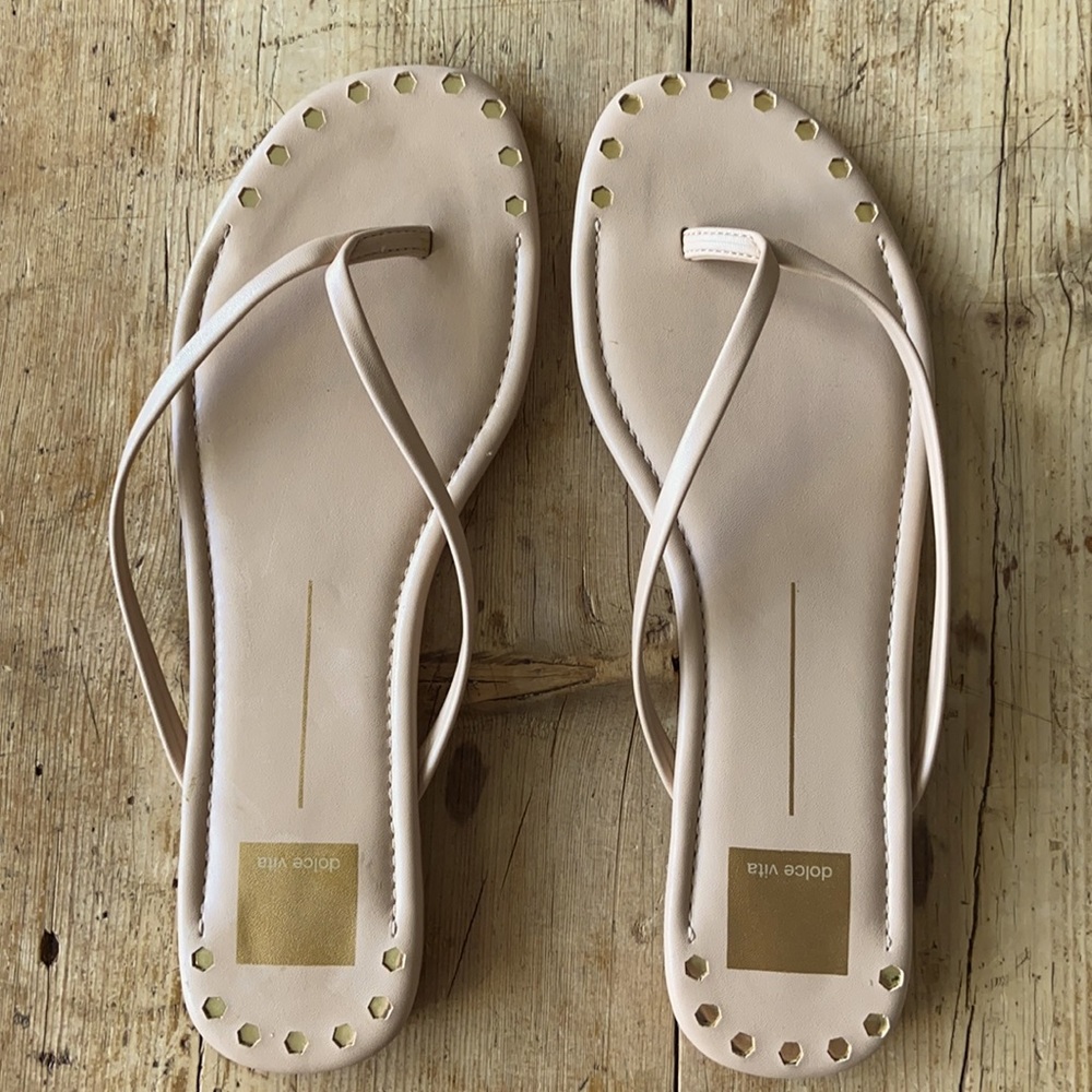 Women’s Size 11 Tan Sandals